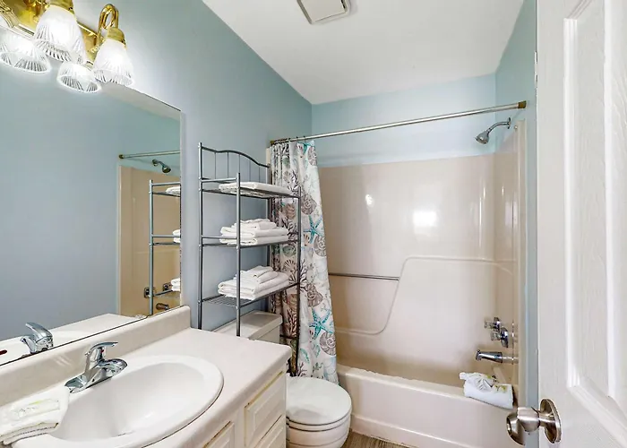 Holiday home Partial Lagoon-view Charming With Access Minutes Away Gulf Shores