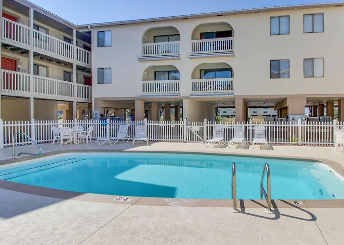 Partial Lagoon-view Charming With Access Minutes Away * Gulf Shores